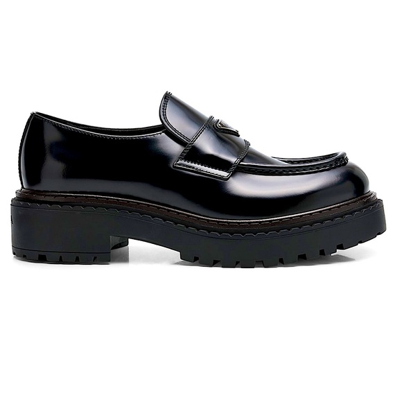 PRADA - Picture 6 of 16